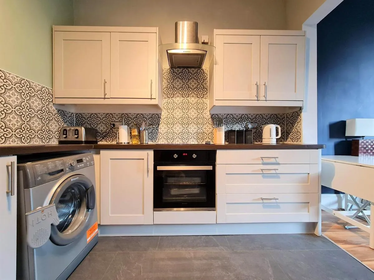 The Edinburgh Victorian - 3 Bedroom Apartment