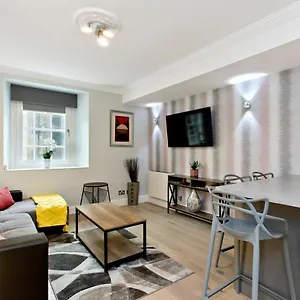 Apartamento Ultra Modern, West End Village, Refurbished 1 Bed, Edimburgo